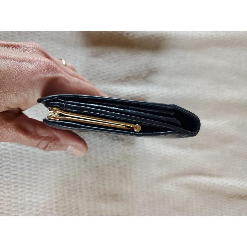Bally Vtg Black Leather Kisslock Bifold Wallet Women Double B Logo Made In Italy